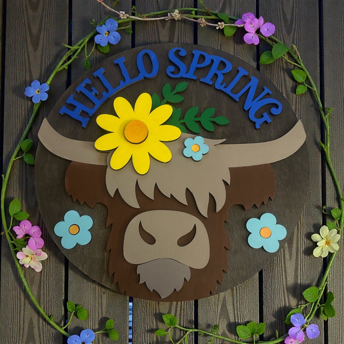 Hello Spring Highland Cow Sign – 18” Round Farmhouse Door Decor