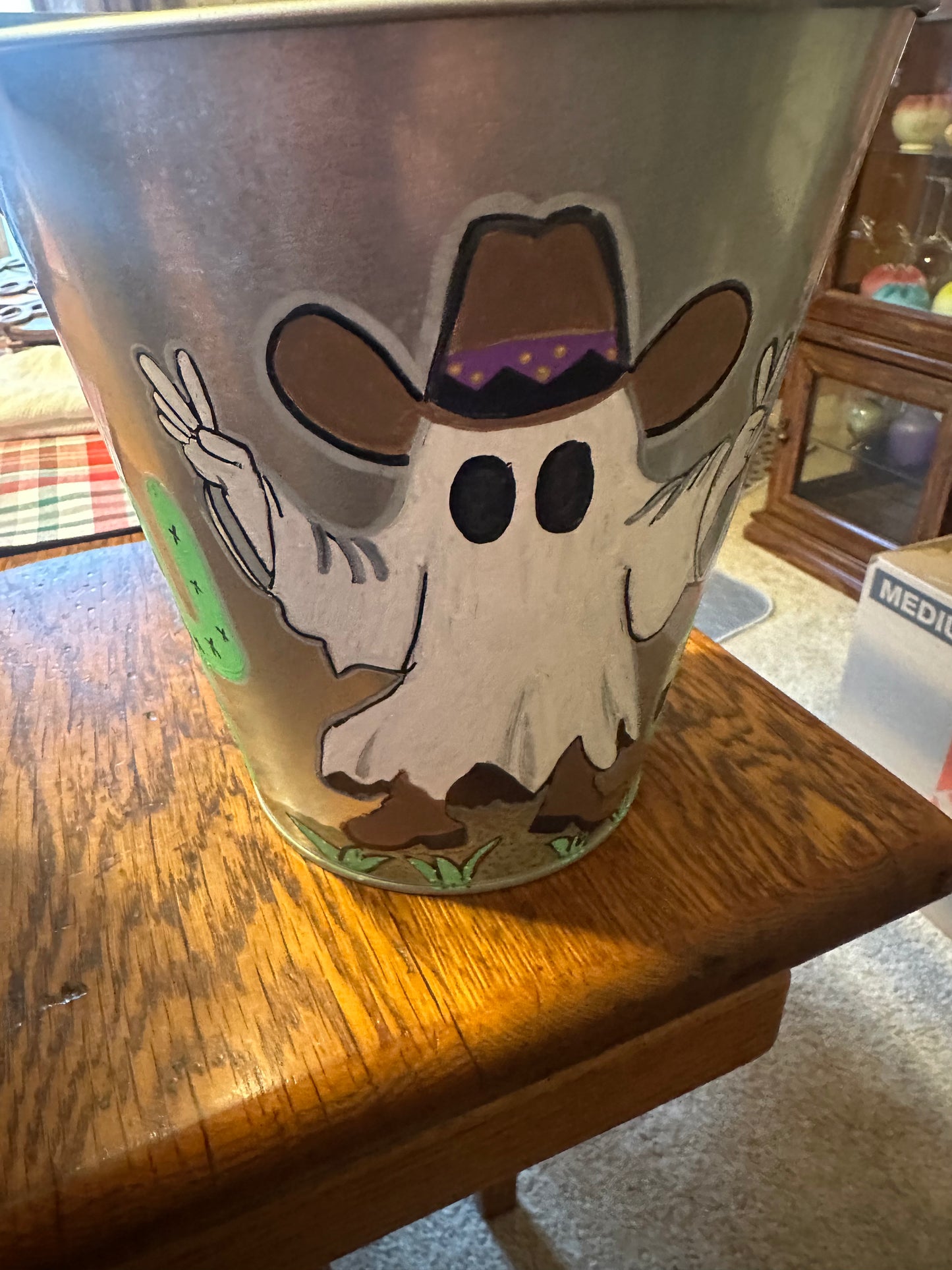 Unique Metal Halloween Bucket – Perfect for Trick-or-Treating or Décor